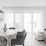 Holiday home Balaton A Kertben - Balaton In The Garden - Beachfront With Beautiful View, Private Balatonfenyves