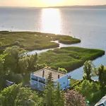Balaton A Kertben - Balaton In The Garden - Beachfront With Beautiful View, Private Holiday home *