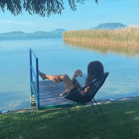 Balaton A Kertben - Balaton In The Garden - Beachfront With Beautiful View, Private * Balatonfenyves