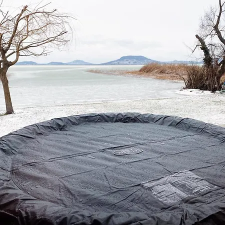 Balaton A Kertben - Balaton In The Garden - Beachfront With Beautiful View, Private * Balatonfenyves
