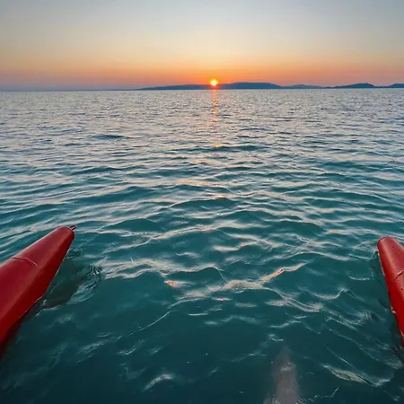 Ferienhaus Balaton A Kertben - Balaton In The Garden - Beachfront With Beautiful View, Private