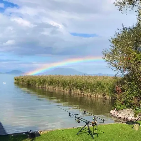 Ferienhaus Balaton A Kertben - Balaton In The Garden - Beachfront With Beautiful View, Private Balatonfenyves