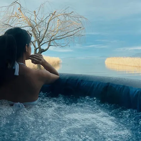 Casa de Férias Balaton A Kertben - Balaton In The Garden - Beachfront With Beautiful View, Private *