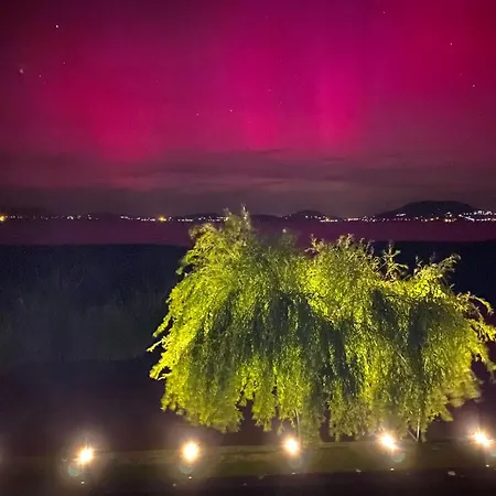 Balaton A Kertben - Balaton In The Garden - Beachfront With Beautiful View, Private Balatonfenyves