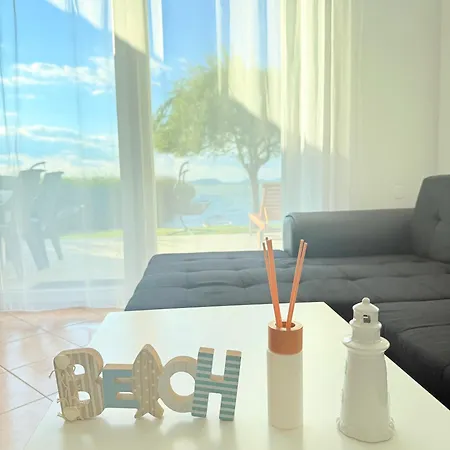 Balaton A Kertben - Balaton In The Garden - Beachfront With Beautiful View, Private Holiday home Balatonfenyves