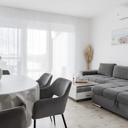 Balaton A Kertben - Balaton In The Garden - Beachfront With Beautiful View, Private Holiday home Balatonfenyves