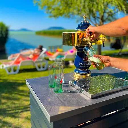 Balaton A Kertben - Balaton In The Garden - Beachfront With Beautiful View, Private 펜션