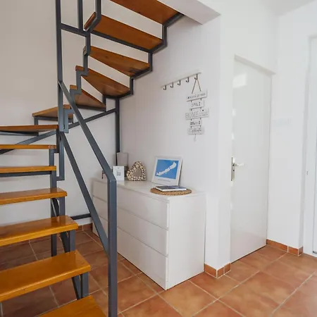 Дом отдыха Balaton A Kertben - Balaton In The Garden - Beachfront With Beautiful View, Private