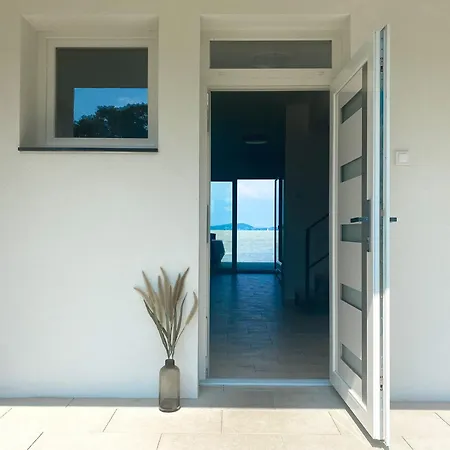 Holiday home Balaton A Kertben - Balaton In The Garden - Beachfront With Beautiful View, Private