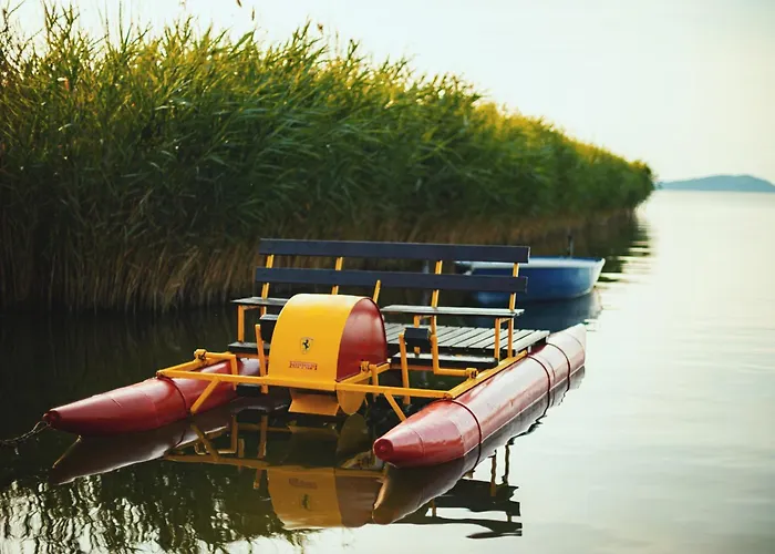 Ferienhaus Balaton A Kertben - Balaton In The Garden - Beachfront With Beautiful View, Private Balatonfenyves