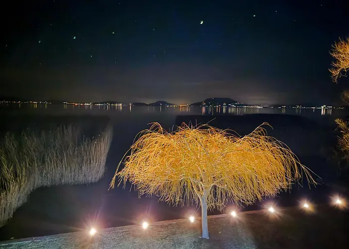 Balaton A Kertben - Balaton In The Garden - Beachfront With Beautiful View, Private Hébergement de vacances Balatonfenyves